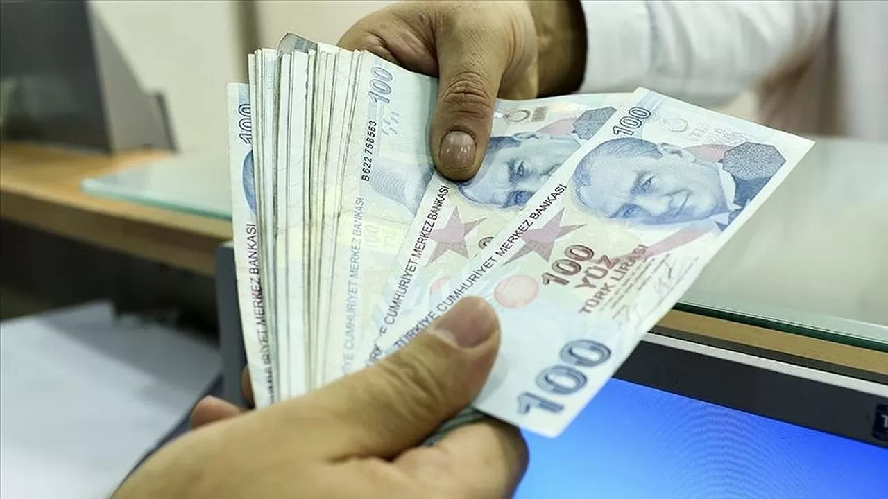 TBMM, Emekli Aylığını 12 Bin 500 Liraya Yükselten Yasa Değişikliğini Onayladı