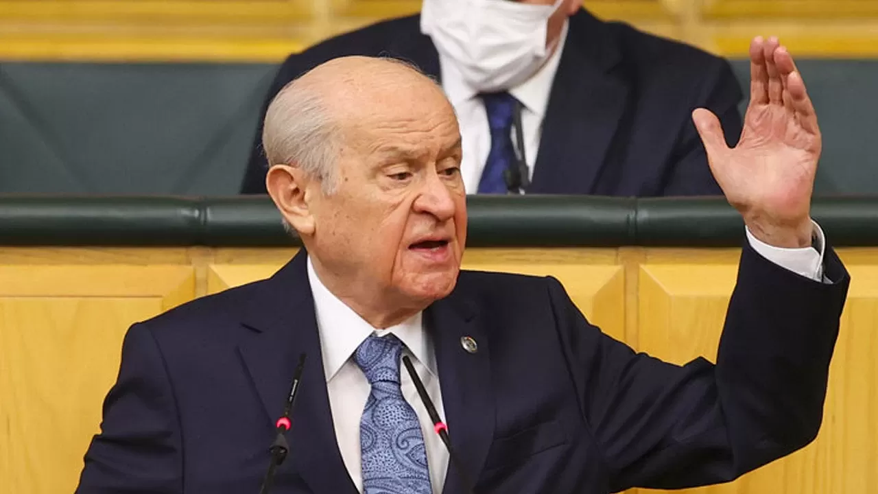 Devlet Bahçeli, Özgür Özel'in 'Erken Seçim' Çağrısına Sert Yanıt Verdi