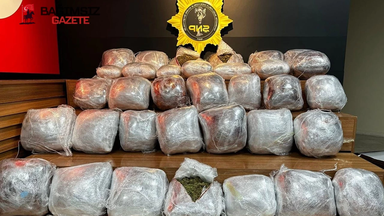 Kuşadası'nda 14 Kilogram Skunk Ele Geçirildi, Bir Kişi Tutuklandı